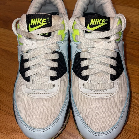 ✨ NIKE ✨ Women’s Air Max 90 Summit White/Racer Blue/Volt Size 6.5 With Box $140 - Picture 5 of 15